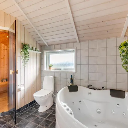 Lovely With Sauna, Hot Tub And Wilderness Bath On A Closed Nature Plot *